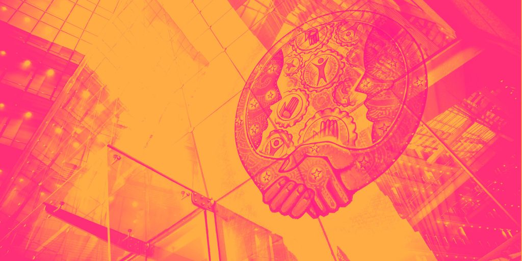 Expansión de márgenes en medio de mayor competencia y cambios en el mercado