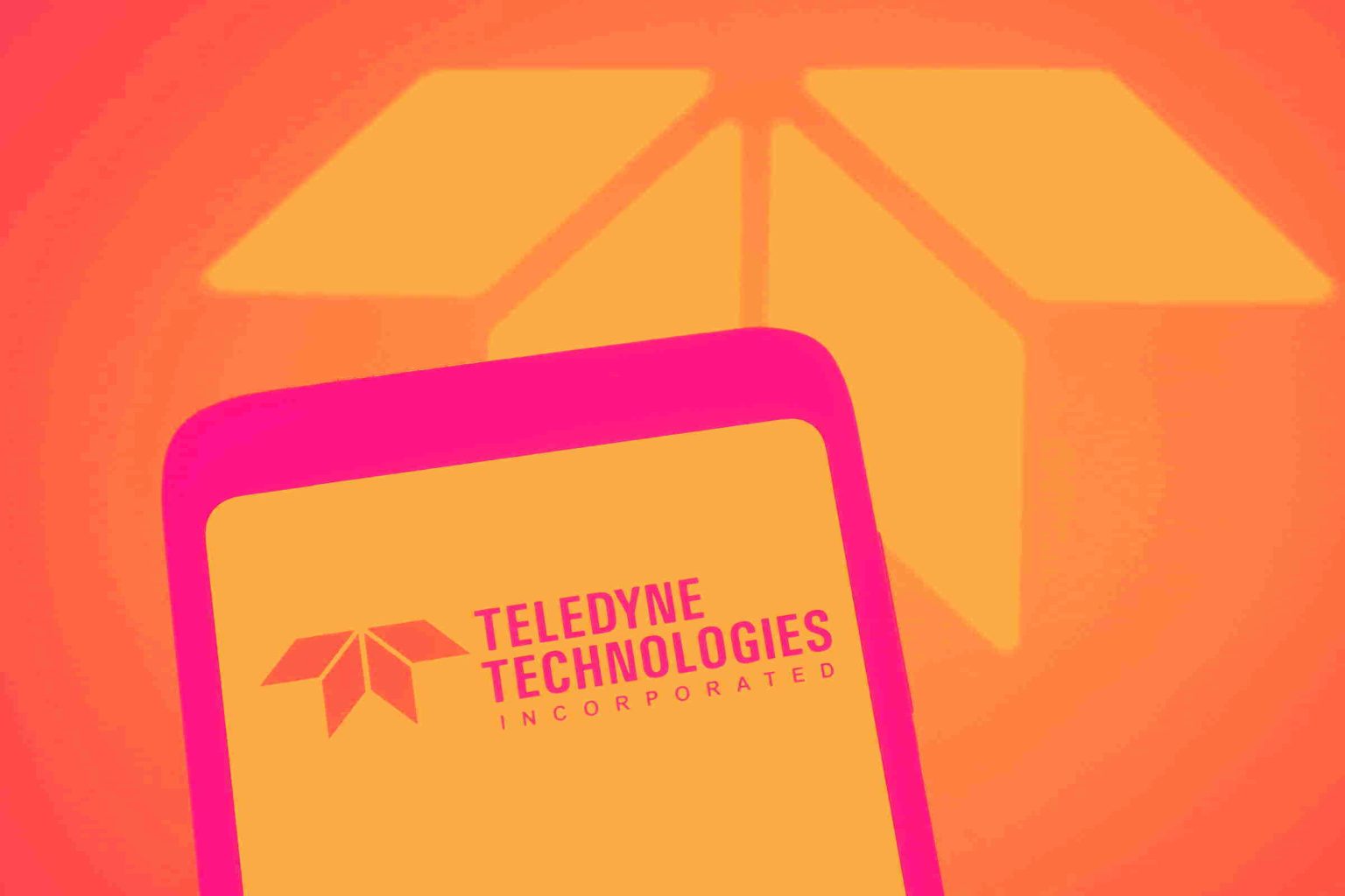 Crecimiento en defensa e imagen impulsa expansión de márgenes mientras la gerencia destaca perspectivas equilibradas