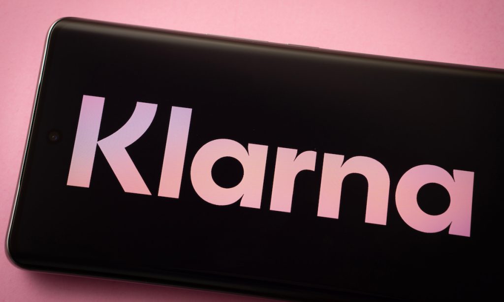 Klarna convierte el tráfico de sus pagos en 13.000 millones de dólares en depósitos