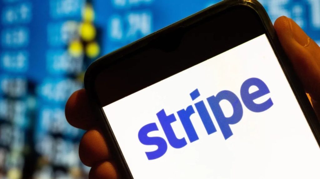 Stripe evalúa acuerdo para adquirir parte o la totalidad de PayPal