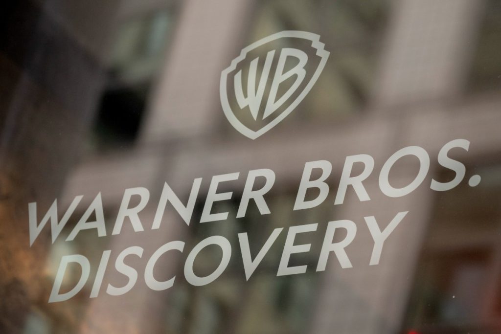 Netflix se retira de la oferta por Warner Bros. Discovery y deja los estudios, HBO y CNN en manos de Paramount propiedad de Ellison