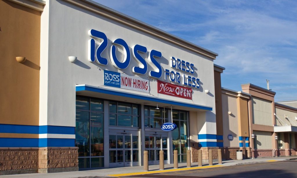 Minorista de descuentos Ross Stores captura cuota de mercado masivo